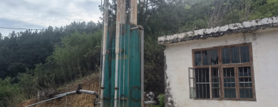 新工藝、新技術(shù)：可供幾千人使用，適合農(nóng)村飲水的凈水設(shè)備——百色雅長(zhǎng)鄉(xiāng)浸沒(méi)式一體化超濾設(shè)備安裝成功！